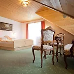 5 By Interhome *